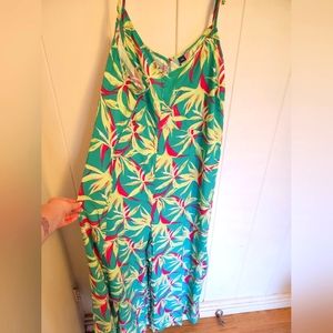 NWT Old Navy Flowy Floral Jumpsuit